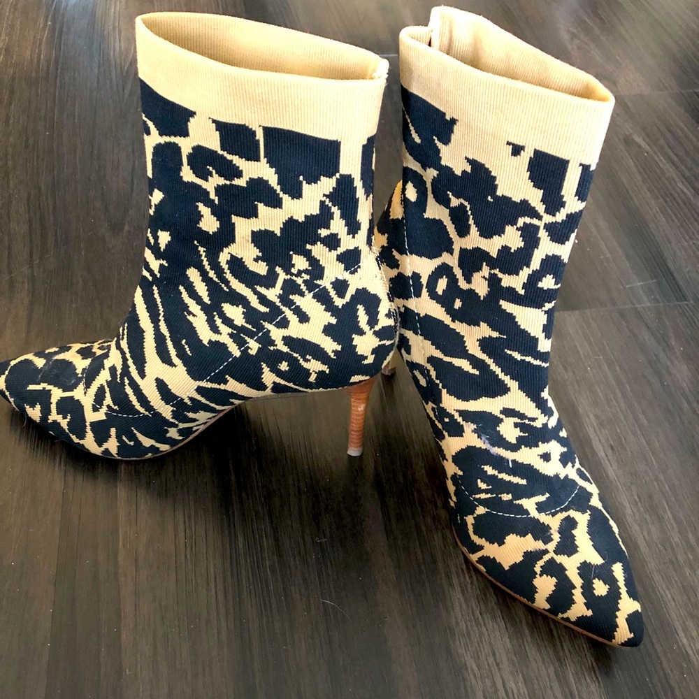 Louis et Cie sock booties size 7